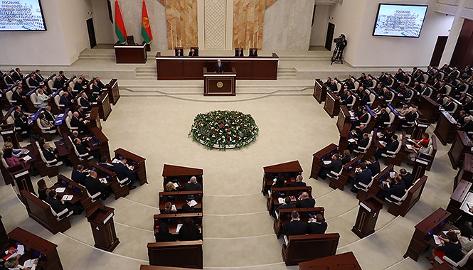 Лукашенко обратился с ежегодным Посланием к народу и парламенту